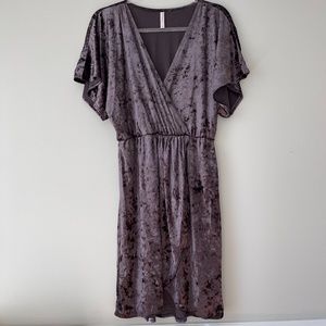 Xhilaration Crushed Velvet Purple Dress Sz S‎